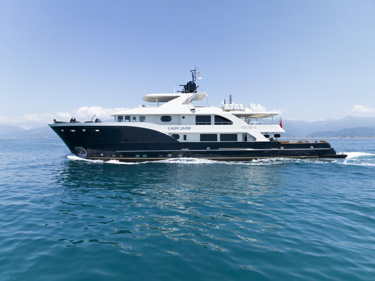 motor yacht lady jade